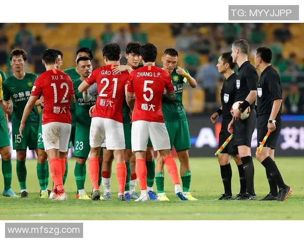 国安与恒大对决深度分析球队状态战术布局及关键球员表现