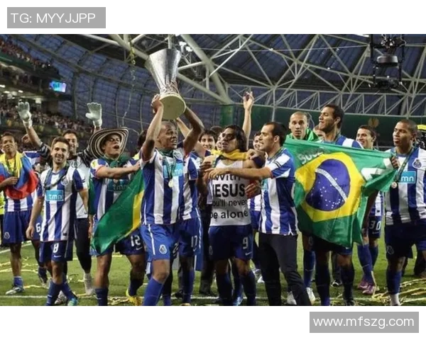 巴萨迎战罗马与瓦伦西亚的精彩对决引发球迷热议