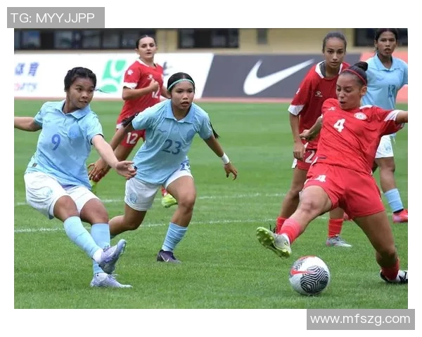 泰国女足迎战马来西亚队争夺亚洲杯资格赛重要胜利
