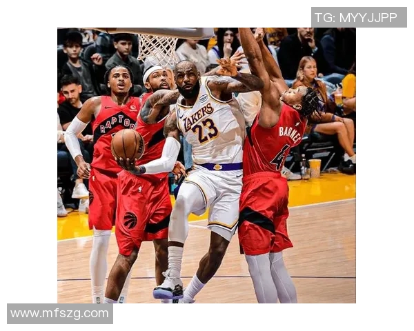 猛龙与湖人精彩对决图集回顾球迷热情瞬间定格 猛龙与湖人精彩对决图集回顾球迷热情瞬间定格