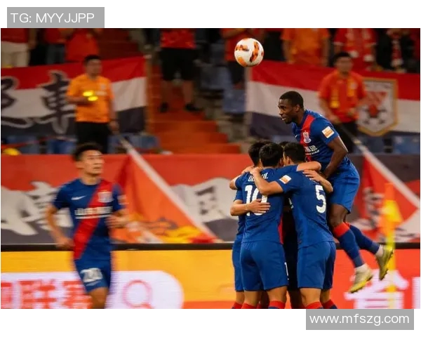 上海足球队在世界杯预选赛中以64分稳居积分榜首位展现强劲实力