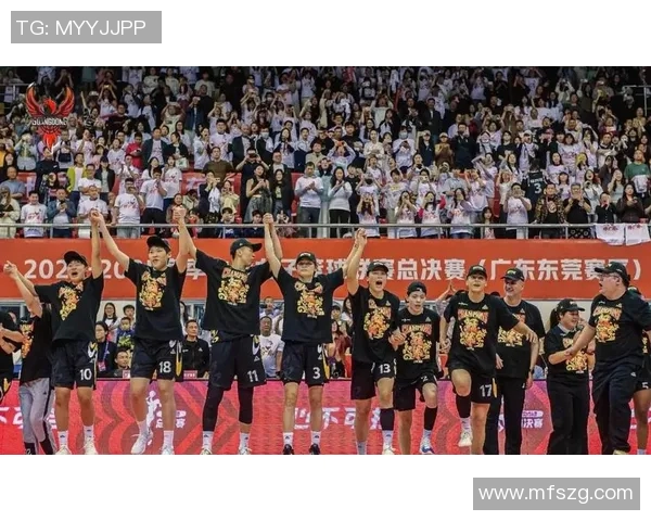 广东与浙江激战正酣2月12日篮球赛精彩回顾与分析